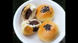 Delicious Baked Red Bean Buns (Anpan)