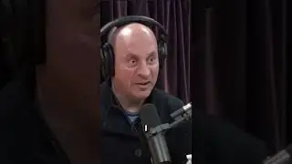 He spent 2 weeks under water!! #joerogan #ocean #shark #podcast #fyp #ai   #scary #shorts