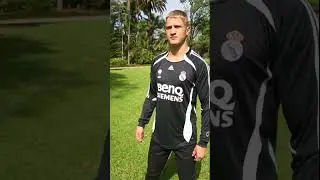 DAVID BECKHAM LONG SLEEVE REAL MADRID JERSEY