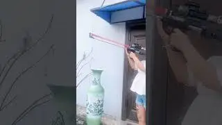 Outdoor slingshot infrared sight shooting is accurate and powerful#slingshot #shooting #studio