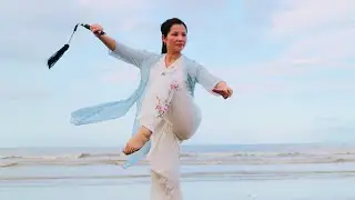 32式太极剑 #taichi#太極拳 #24式简化太极拳#太極拳教室 興味のある方はぜひ一度見学に来てみて下さい。葛飾区立石にて毎週火曜日，日曜教室に行っています連絡先:電話080-2485-9956