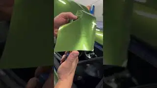 Виниловая пленка против цветной PPF Mamba Green 8Mil TPU, тест на проникновение #ppfwrap #carppf ...