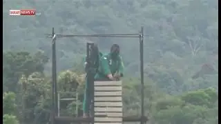 PRAJURIT TNI MENANTANG MAUT DI HUT KODAM XIII MERDEKA KE 60