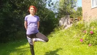 Stretch up your muscles ! 15 minutes slow yoga stretch, outdoor yoga, garden yoga