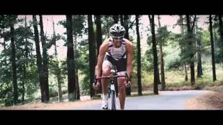 ANTON RUANOVA triatleta (2min)