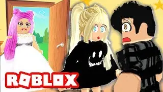 My Best Friend Saw Me in Her Boyfriends Dorm... | Roblox Royale High Roleplay