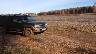 Chevrolet Suburban GMT400 offroad test 9