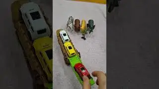 Parking on top of the dragon car🚧 #pitintoys #disneypixarplaysets #hotwheels