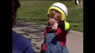 Full House - Michelle learning to ride a bike