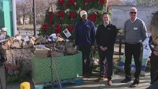 Mariano's and partners make large donation to Greater Chicago Food Depository &mdash; along with hometown