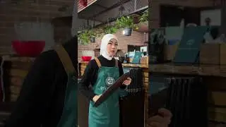 Офитсантын и взгляд 😂#asmrfood #food #chefsnextdoor #cafelife #grilltime #comedy #trend #delicious 
