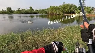 Câu Ngầm - Bà Cậu Hiển Linh Phút Bù Giờ Lụm Hugo
