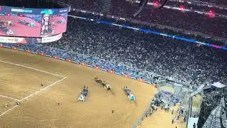 🏇 Chuck Wagon Races at RodeoHouston 2025 | High-Speed Horse Action! 🤠🔥 #horse  #wagon #rodeo #racing