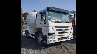 HOWO 10 Wheel Heavy Concrete Mixer Truck Assist in the efficient operation of the project!