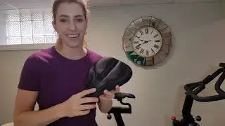 Upgrade Your Indoor Cycling Comfort with the Noseless Bike Seat Cushion!
