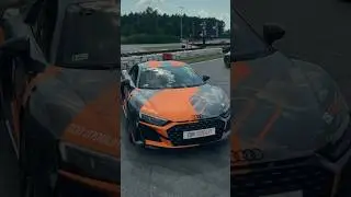 Jak Wam się podoba? 🧡 #tormodlin #audi #audir8 #supercar #tor #shorts #v10 #shorts #viralsupercar