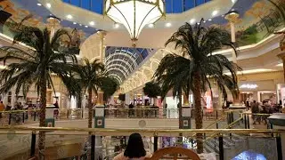 Black Friday 2017: Trafford Centre opening times, deals and parking