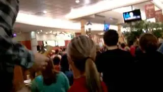 Christmas Food Court Flash Mob, Hallelujah Chorus - Must See!