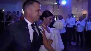 Najava i ulazak mladenaca u salu - Mozaik Bend