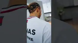 Льюис Хэмилтон разыгрывает Тото Вольфа 😆😂