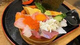 A Japanese Salaryman’s Lunch & dinner -Seafood bowl & Ramen