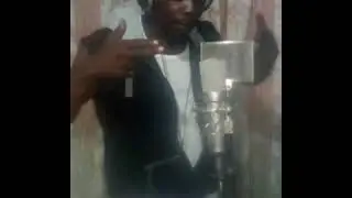 foreign money _nah fi bleach