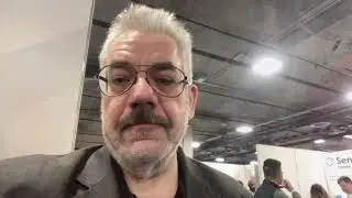 CES 2024 Update 10: auto tracking smartphone gimbal