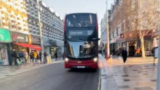 *Thrash* Journey On 37 I Clapham Jct - Putney Heath I Enviro 400 Hybrid MMC Operated By Go Ahead LDN