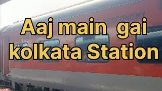 Aaj gai kolkata station aur dinner  me chili  panir aur prattha banai.
