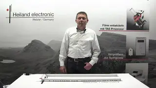 LED Safelight by Heiland (English)