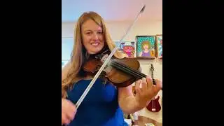 Katie Jane plays Pumpkin&rsquo;s Fancy #fiddle #fiddlemusic  #fiddletunes #bagpipemusic #scottishtunes