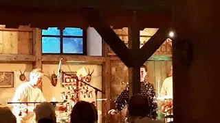 Opern-Elektro-Soiree in der alten Remise von Schloss Amerang 4.8.2025 (4)