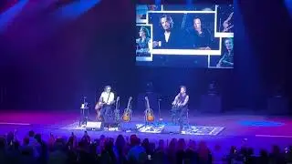 Right Here Waiting- Richard Marx ft Rick Springfield (Acoustic) - Live at Harrahs Cherokee Casino. 