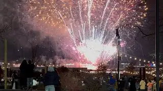 New years Penn&rsquo;s landing Philadelphia pa downtown nightlife