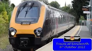 Trains at Kenilworth railway station (06/10/2022)