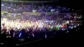 Avril Performs 'Sk8er Boi' at Shanghai Grand Stage in China