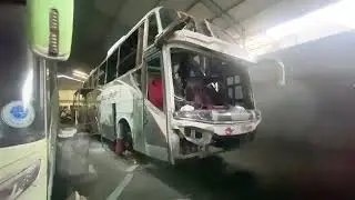 Melihat Barisan Bodyrepair garasi || Suasana Gelap Menjelang Magrib 