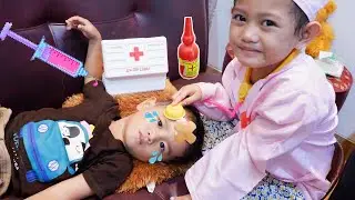 BERMAIN DOKTER DOKTERAN !!! Pasien kayak cacing kepanasan 😆 | Salsa and family