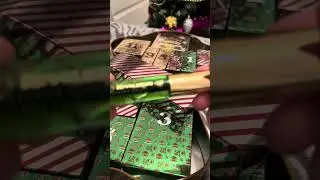 Unboxing Makeup Revolution x Shrek Gingy Advent Calendar - Day 7