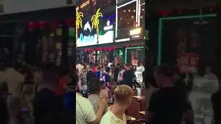 Big Street Fight in Vietnam !!