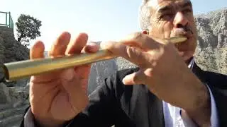 شمشاڵێکی بە یادگاری کاکە جافر زەلکەای خوا لێ خۆشبو Playing Shmshal music by Jafar Zalkei