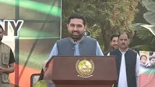KP CM Distributes Rs 64 Million Scholarships to 347 Students, Announces Major Education Reforms