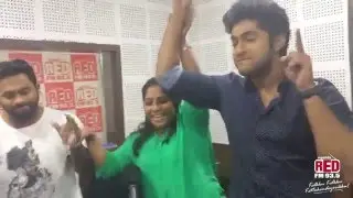 Dhyan Sreenivasan | Aju Varghese Singing For the First Time | Red FM Studio.