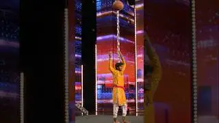 His skill level is INSANE! 😳