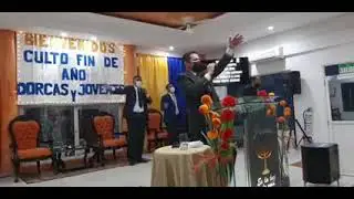 Jubiloso estruendo se oía| Él puede yo sé que él puede| En Vivo IPUC