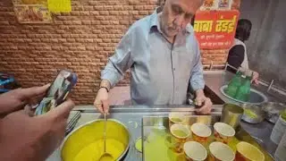 Baba thandai 70 yrs old unlimited baang || Varanasi ||
