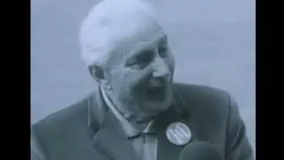 Paul de Groot wordt zijn CPN erelidmaatschap ontnomen (1978)