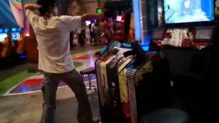 LOL Crazy Guy Starts Going Postal on Machine Gun Arcade Game Doing Funky Moves - Phil in Bangkok
