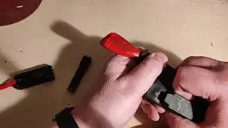wuben g1 vs  nitecore tube v2
