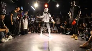 ULRICH (GHETTO-STYLE) vs ROMEO AKA YOUNG CRUSH (BLOOZERS)BATTLE GUEST @ HIP HOP vs KRUMP III